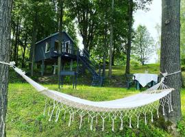 Tree house Linde, &kappa;ά&mu;&pi;&iota;&nu;&gamma;&kappa; &sigma;&epsilon; Kaibala