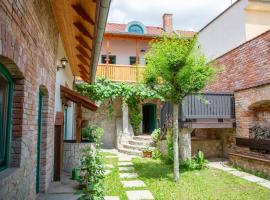 Exklusives Landhaus, country house in Šatov