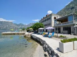 Garni hotel Pana-Eustahije 253