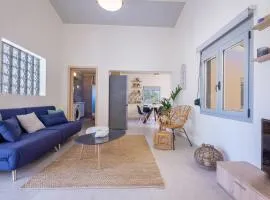 Rikia Seaside House