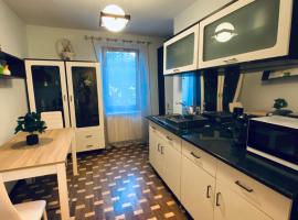 City Centre Apartment, hotel di Reghin