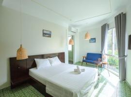 The Art - Lana Homestay, hotel in Nha Trang