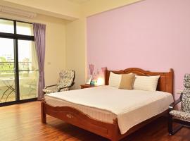 Warm Home, guest house in Taitung City