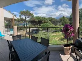 T2 neuf bord de plage - terrasse - CALVI