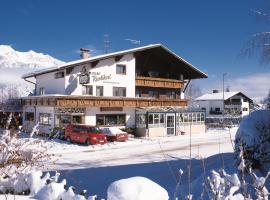Hotel Kögele mit Restaurant bei Innsbruck Axamer Lizum, hotel di Innsbruck