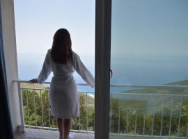 Hotel Keshtjella Llogara, hotel v destinaci Vlorë