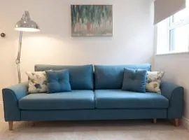 The Comet - A Home with 4 Bedrooms and 3 Bathrooms near Alton Towers for You