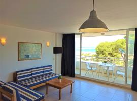 Trill Mirasol D primera linea mar, hotel u gradu Lestartit