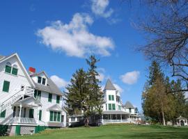 Anne's Washington Inn, hotel a prop de Saratoga Performing Arts Center, a Saratoga Springs