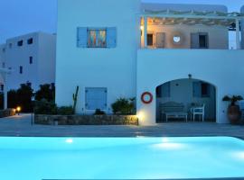 Blue Heart Mykonos Up to 10 People Best Location, rantahotelli kohteessa M&yacute;konos