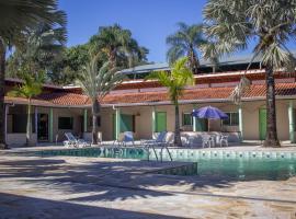 RIACHI POUSADA, guest house in Atibaia