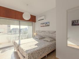 Furnished Seafront Studio