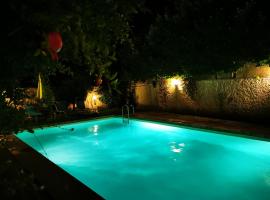 Lou Pauseto, hotel s bazenima u gradu 'Aubagne'