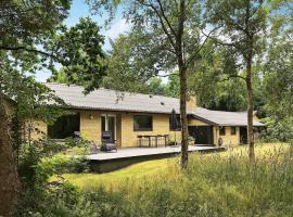 6 person holiday home in Nyk bing M, hotel en Hesselbjerg