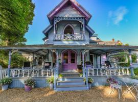 Narragansett House, hotel v destinaci Oak Bluffs