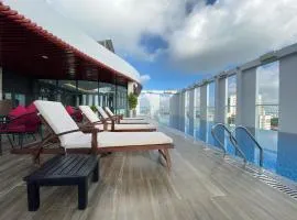 Muong Thanh Luxury Saigon Hotel、にあるタンソンニャット国際空港 - SGNの周辺ホテル