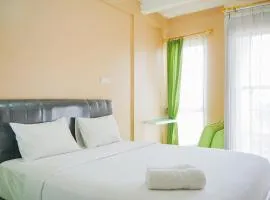 Cozy Studio Apartment at Skylounge Tamansari near Soetta Airport By Travelio