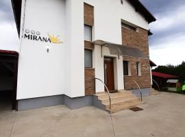 MIRANA, hotel with parking in Cristian