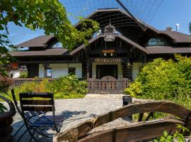 Casa Poveste Pensiunea-Muzeu, Hotel in Câmpulung Moldovenesc