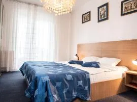 Club Onix Apartments