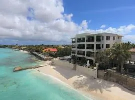 Bellevue Beach Apartment 5