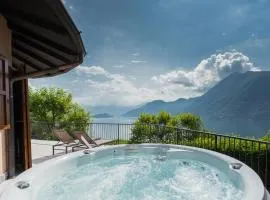 Villa Castello with jacuzzi & priceless view by Rent All Como