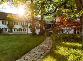 Villa Bulfon, hotel in Velden am Wörthersee