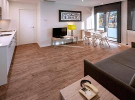 Apartments Playa de Castelldefels, помешкання для відпустки у місті Кастельдафелс