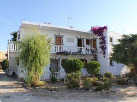 Nikolas House, bed & breakfast i Arillas