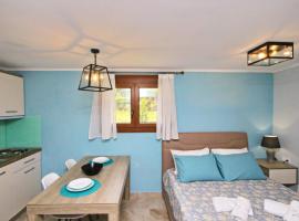 Panos House, hotel with parking in Kinira