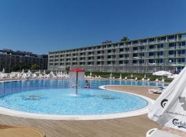 Complex Hotelier Felix - Perla Marii, hotel em Eforie Nord