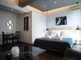 Modern Urban Apartment - City Center - Tsimiski - Ladadika