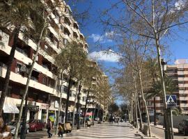 Habitaciones en GANDIA a 5 min del centro histórico, אכסניה בגאנדיה