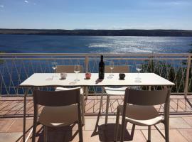 Seaview Apartments, hotel a Jadranovo