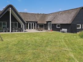 20 person holiday home in R m, hótel í Toftum