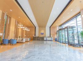 Holiday Inn Express - Ya'an City Center by IHG, ξενοδοχείο σε Ya'an