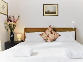 The Witterings Bed and Breakfast: , Goodwood Havaalanı - QUG yakınında bir otel