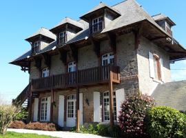 LE CHALET SUISSE - Chambre papillons: Le Vicel şehrinde bir otel