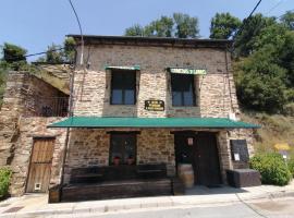 El Puente Peregrino, country house in Trabadelo