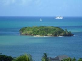 Amazing Beach View Apartments, hotell  lennujaama George F. L. Charlesi lennujaam - SLU lähedal