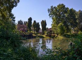 Corte Isolo, недорогой отель в городе Goito