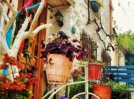 Lilyum Alaçatı - Taş Ev