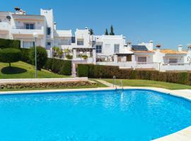 Holiday Home Sol de Estepona by Interhome: Estepona'da bir 3 yıldızlı otel