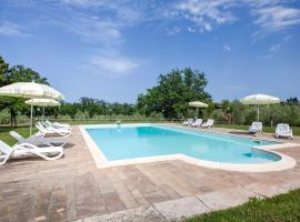 테리치올라에 위치한 호텔 A small village of five beautiful apartments in the green Tuscan hills