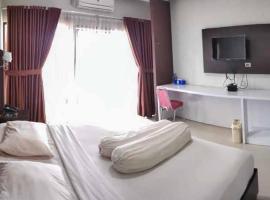 RedDoorz near Pelabuhan Bakauheni Lampung, hotel v destinaci Batubalak