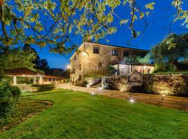 Casal dos Celenis, cabaña o casa de campo en Caldas de Reis