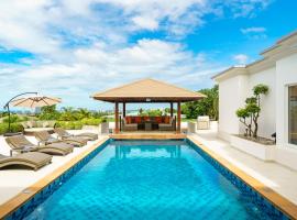 Sunset View Pool Villa 7 BR 14-16 Persons, villa in Nong Prue