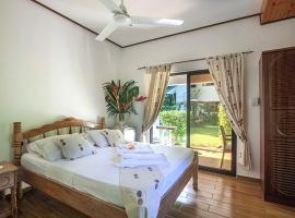 Tannette Villa, hotel i La Digue