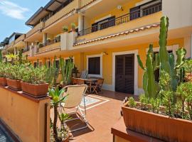 Giardini Naxos Bright Apartments with Balcony
