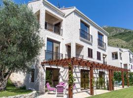 Townhouse Virginia, hotel in Petrovac na Moru